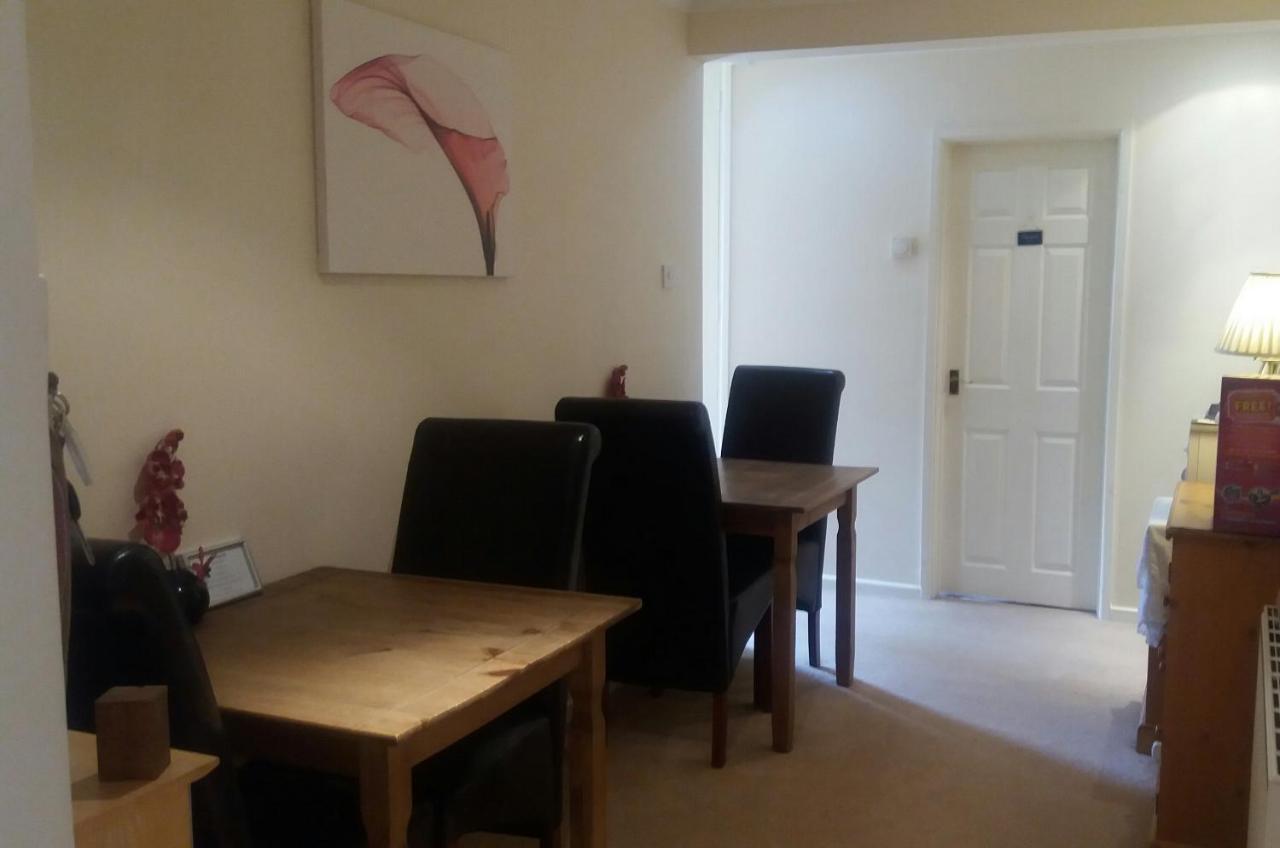 פיטרספילד Crescent Cottage B&B מראה חיצוני תמונה